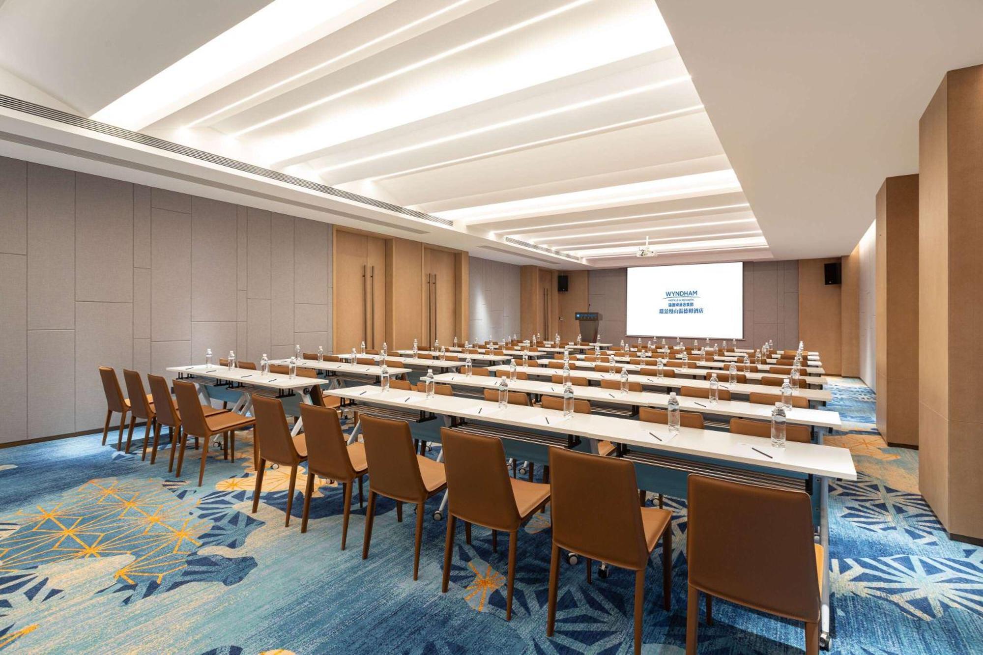 Wyndham Zhangjiajie Wulingyuan Exterior photo